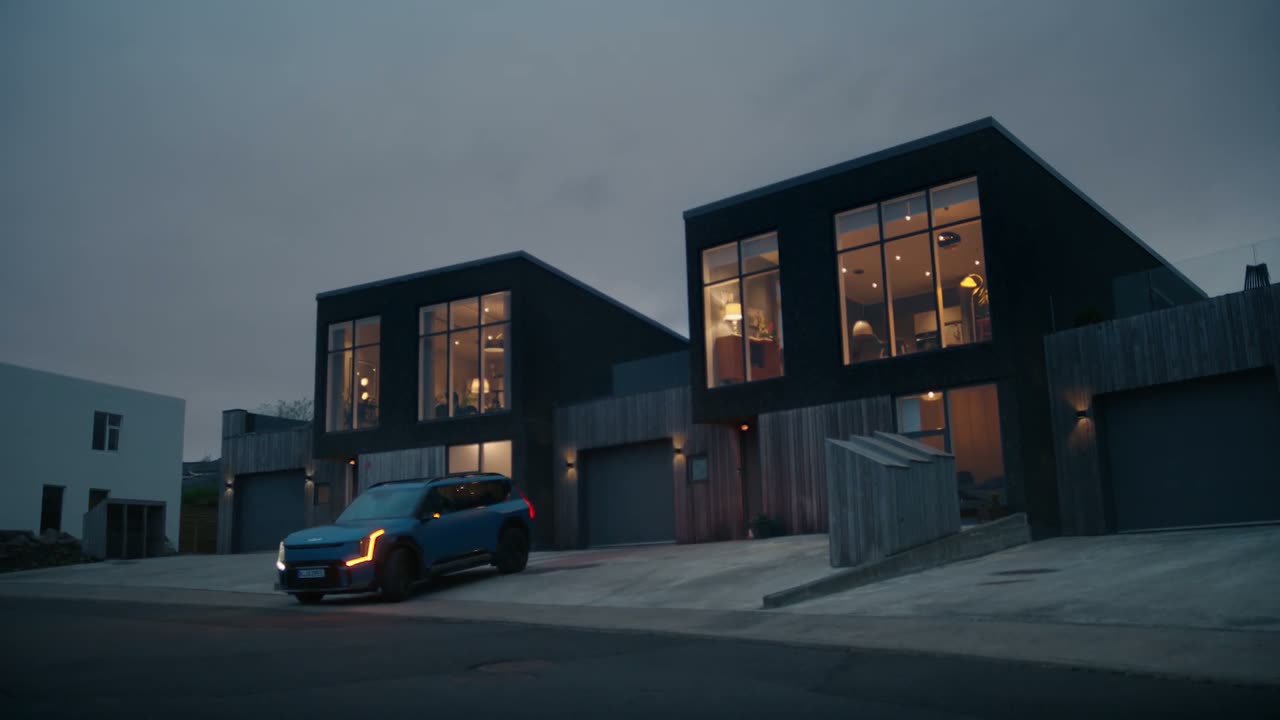 KIA EV9 car commercial — precision stunt driving by Valdimar Johannsson (Valdi Stunt), Nordic Stunts